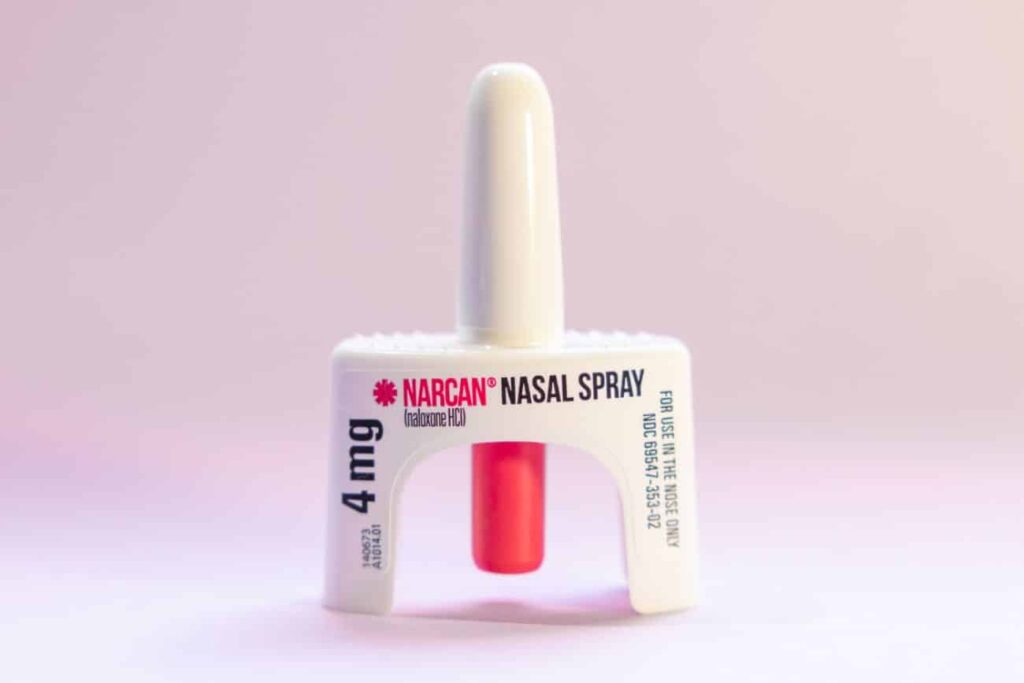 how long does naloxone last